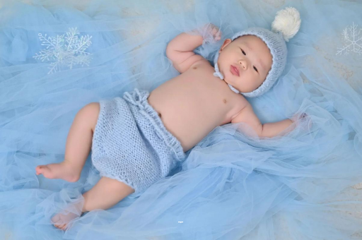 广水宝宝吐奶黄色